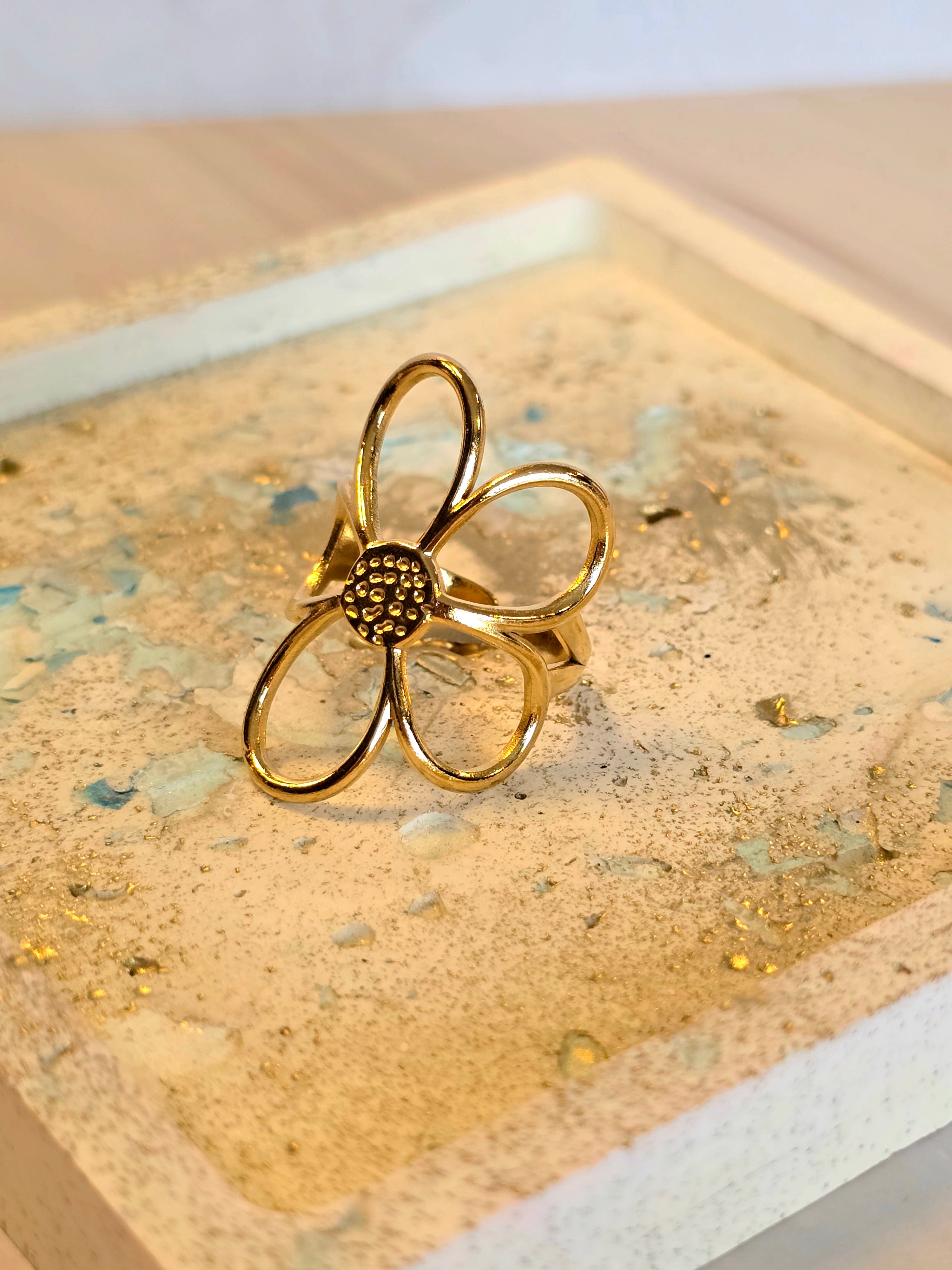Flower ring