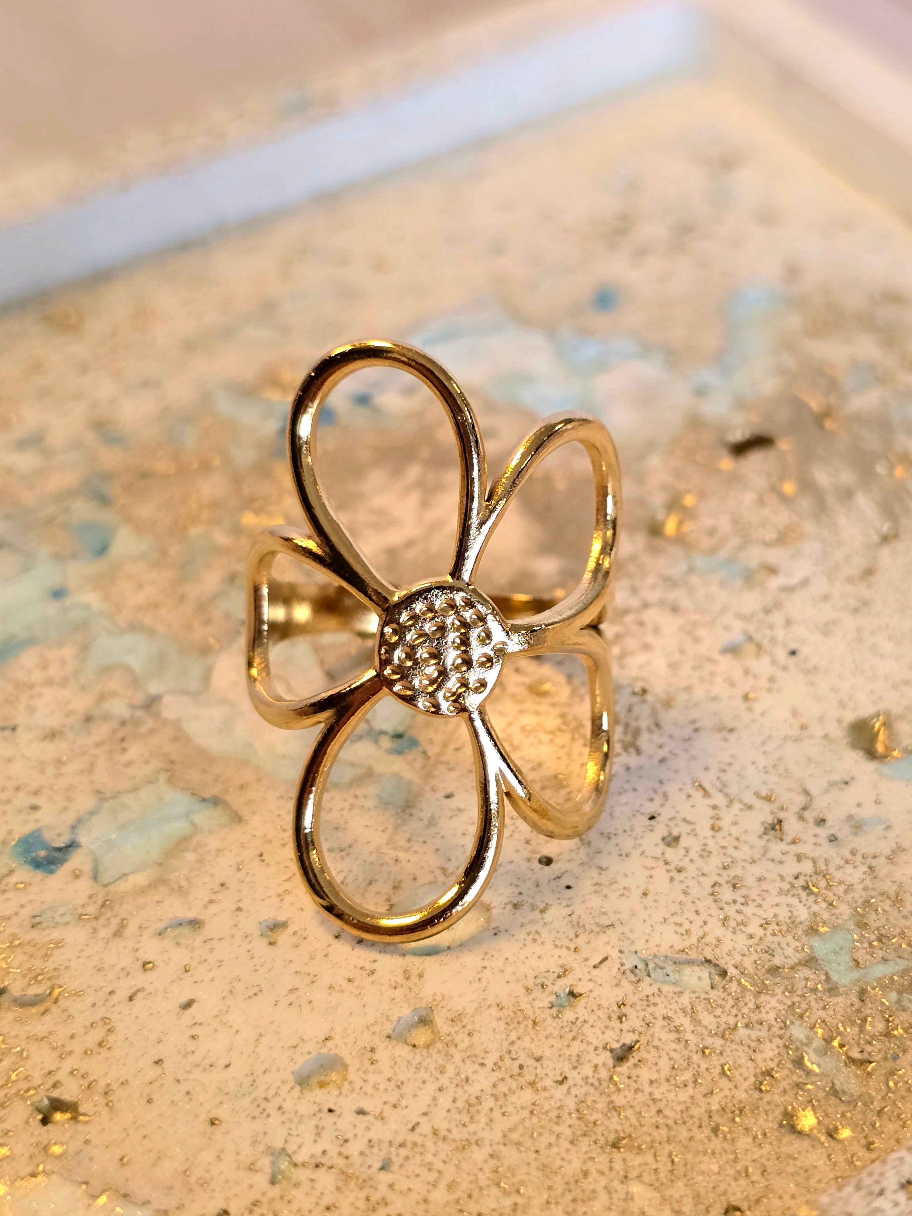 Flower ring