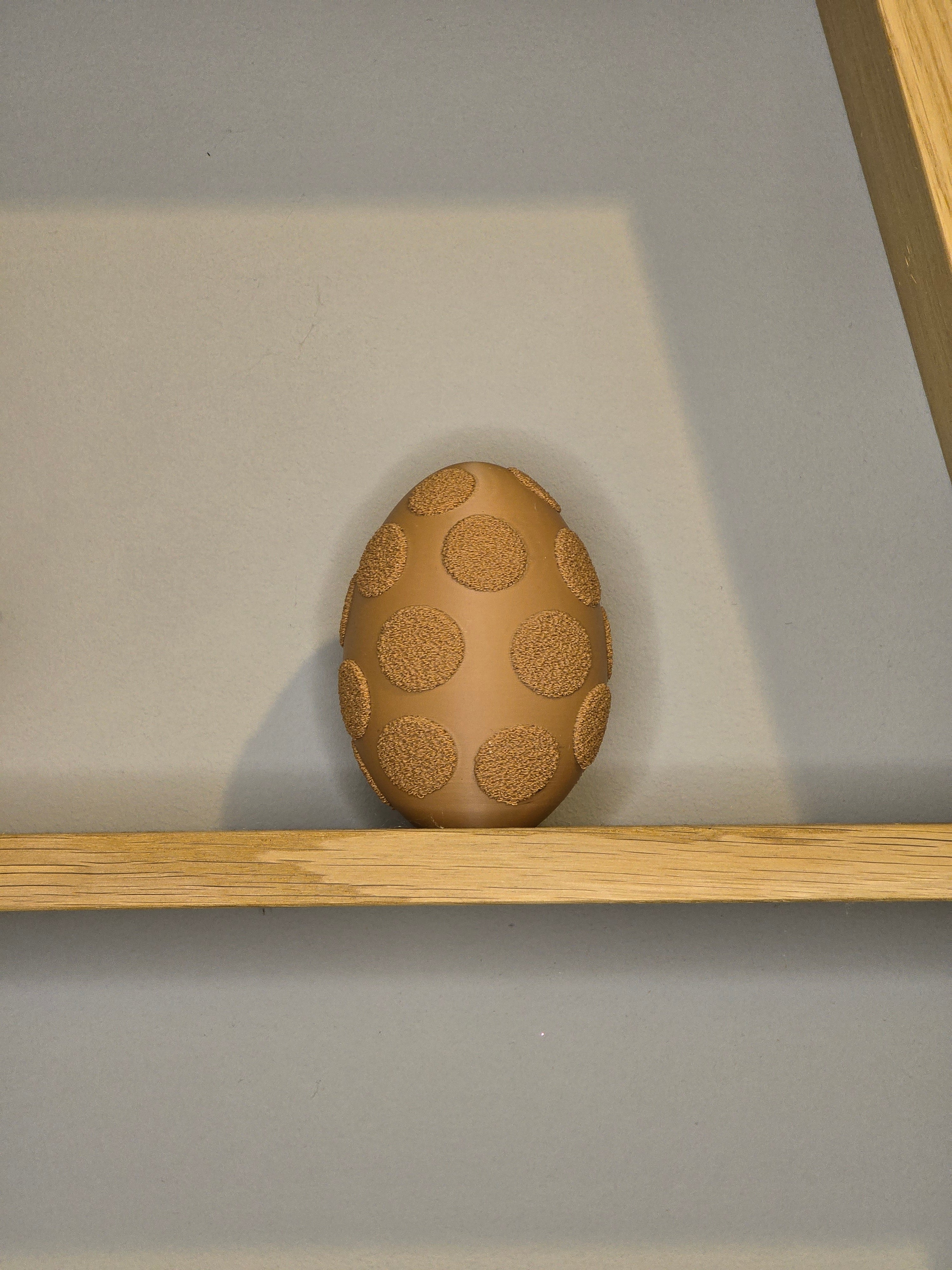 Påskeæg med "fuzzy" pletter