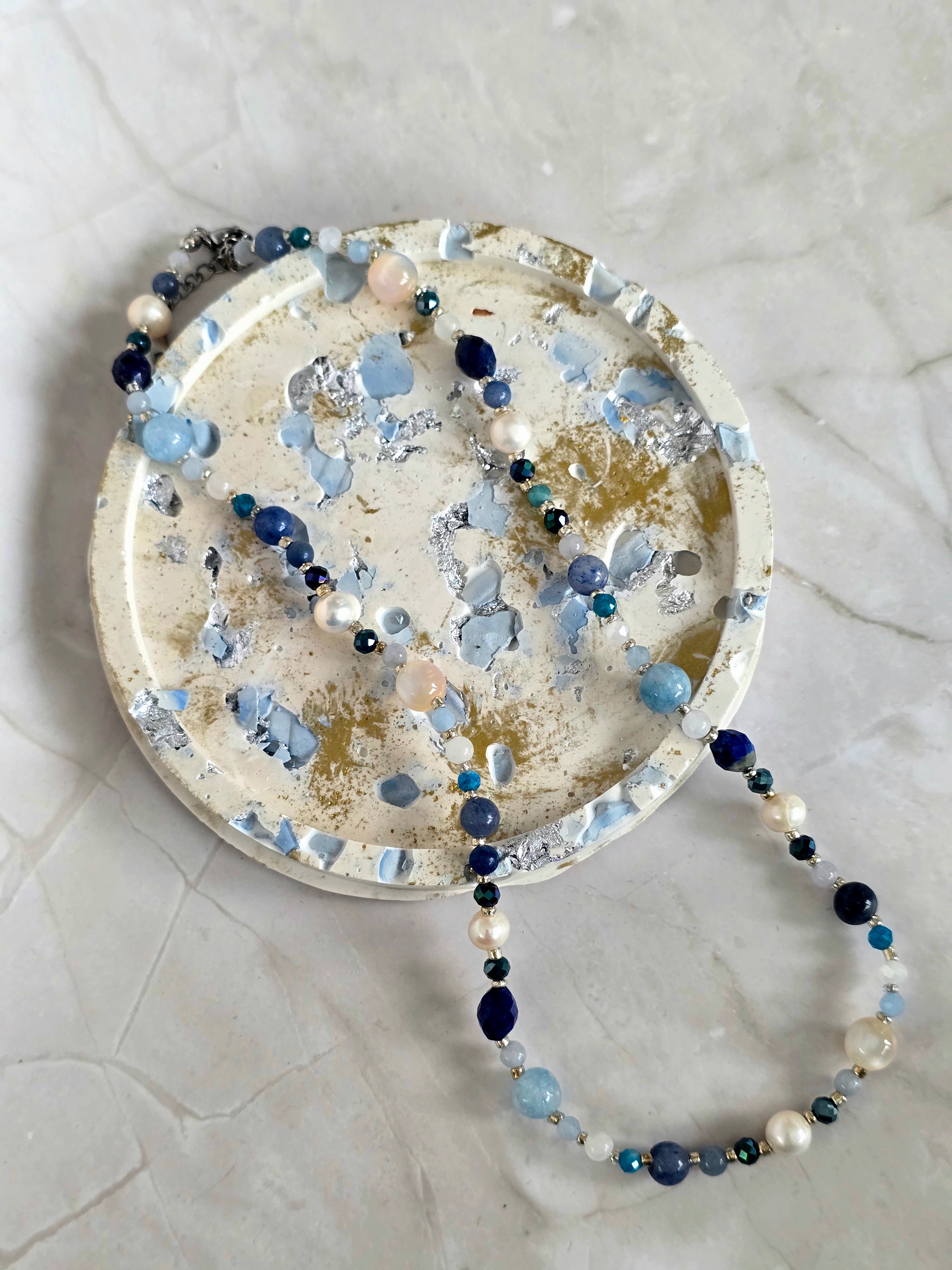 Luna Pearl halskæde blå